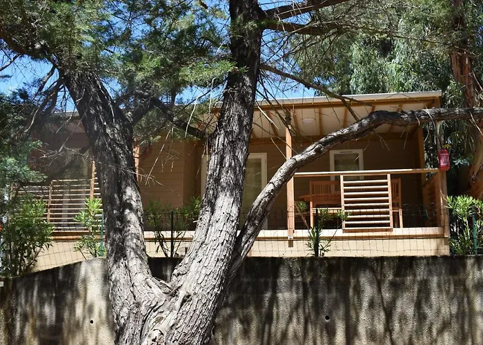 Camping Les Ilots D'or 3*