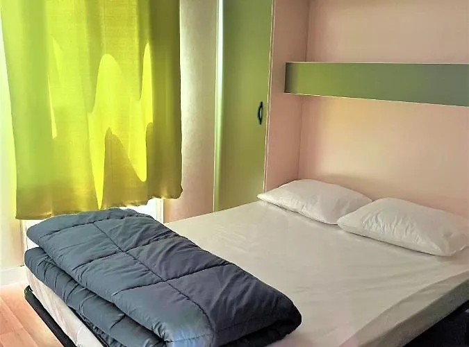 Parque de Campismo Les Ilots D'or Porto-Vecchio (Corsica)